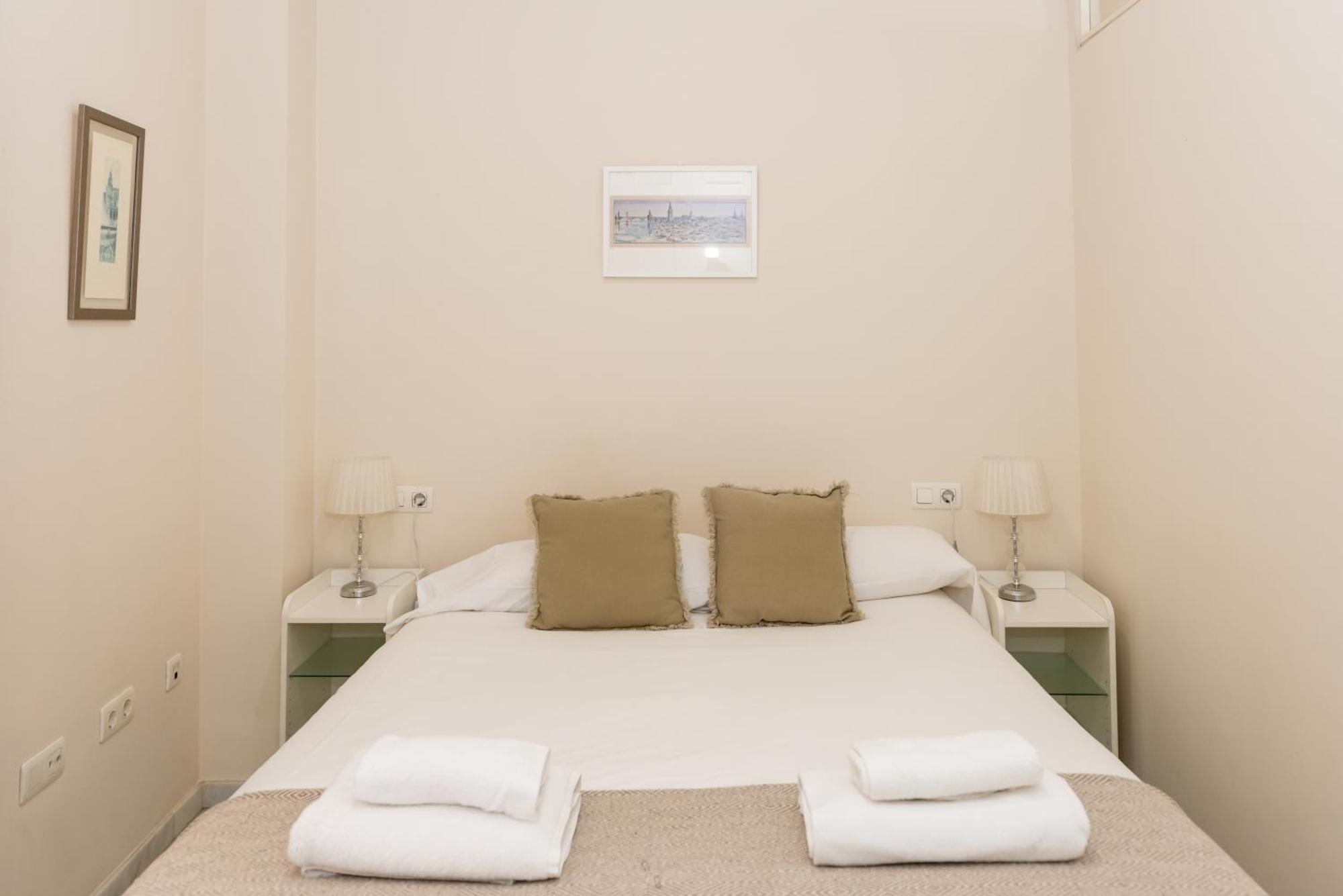 Charming & Quiet Apartment In Plaza Del Salvador Séville Extérieur photo